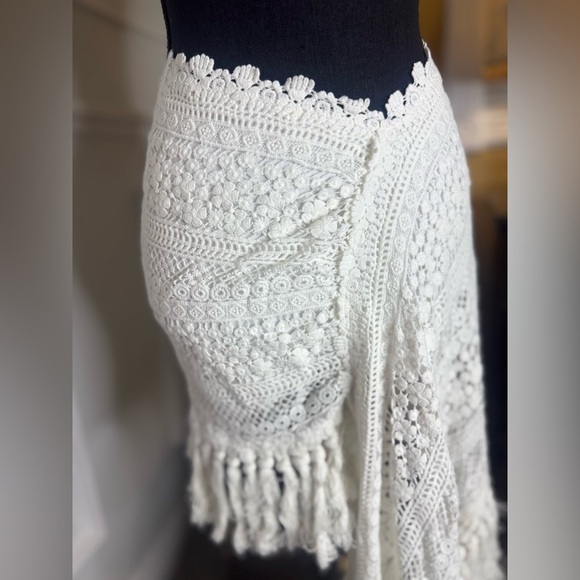 JUST BEE QUEEN
Bali Crochet Mini Skirt - Picture 8 of 17